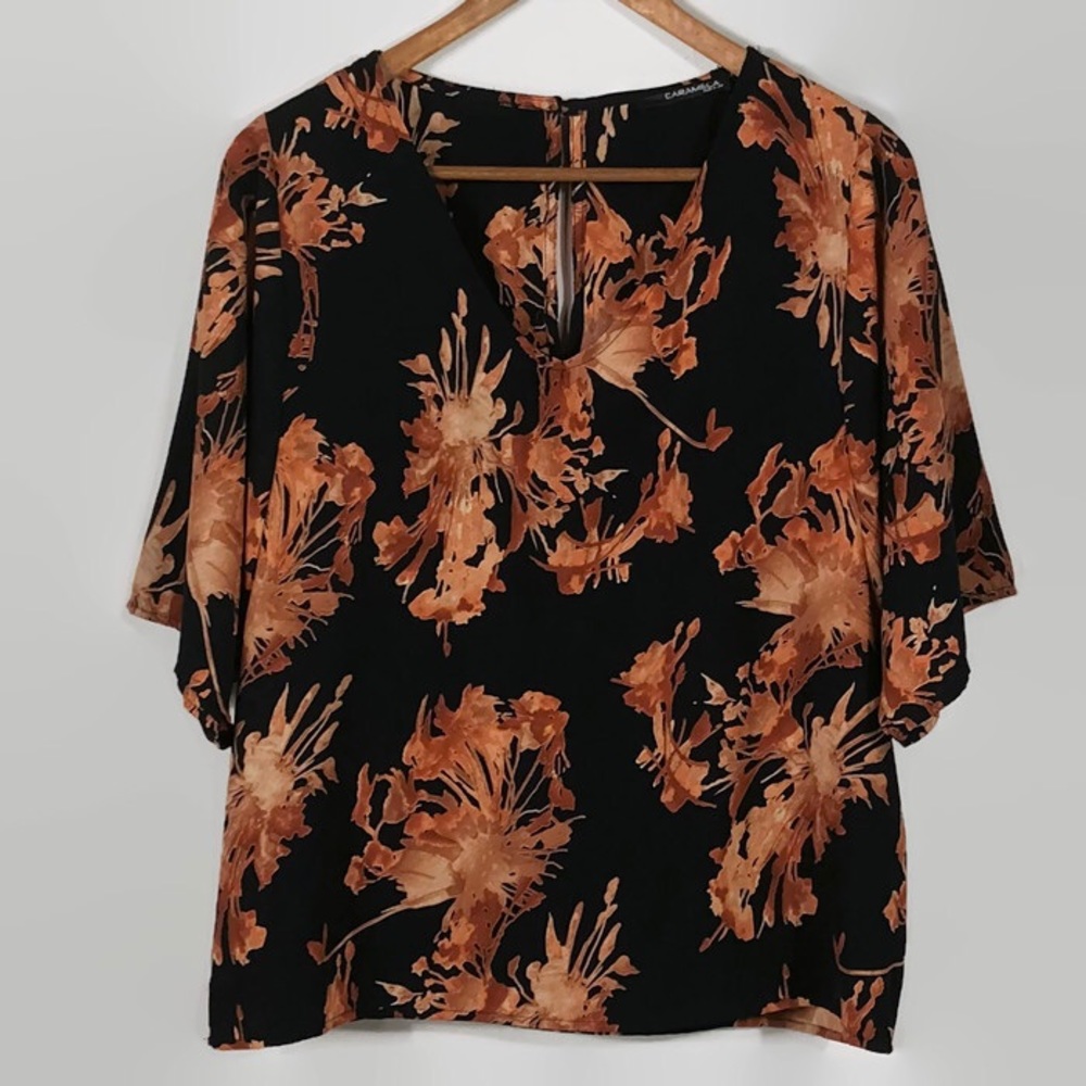 Caramela Kimono Short Sleeve Top Floral V-Neck